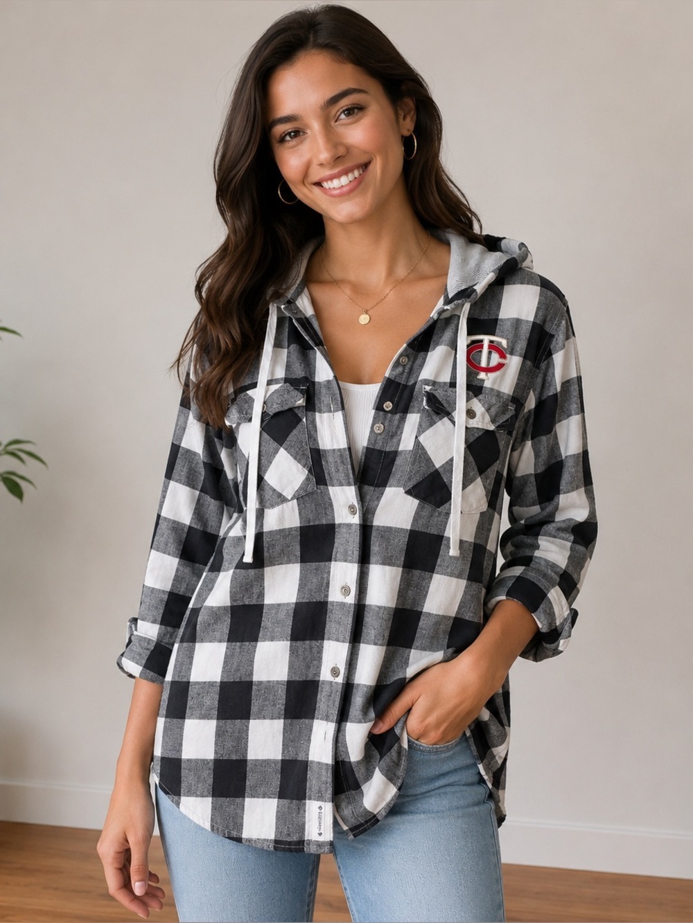 Columbia Women’s Minnesota Twins Shacket XL Button Up Hooded Shirt Buffalo Plaid